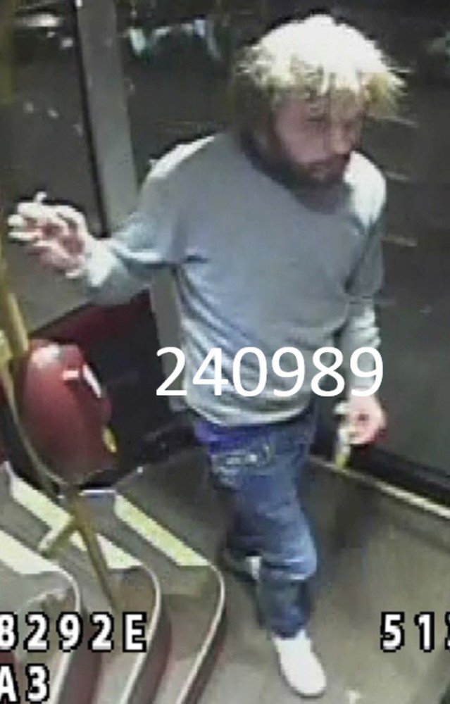 metpoliceuk tweet picture