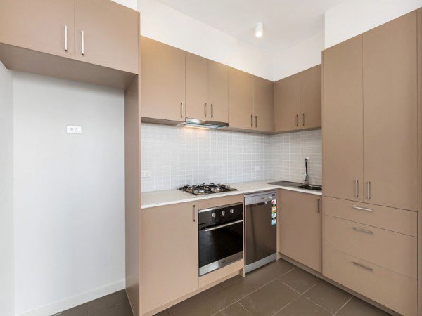 AmityProperty's tweet photo. FOR RENT: C-301/699-703 Barkly Street West Footscray, 2 Bedrooms | 2 Baths | 1 Carpark for $400 r/w. https://t.co/PvOEtbGebj https://t.co/eiqg7rHqi5