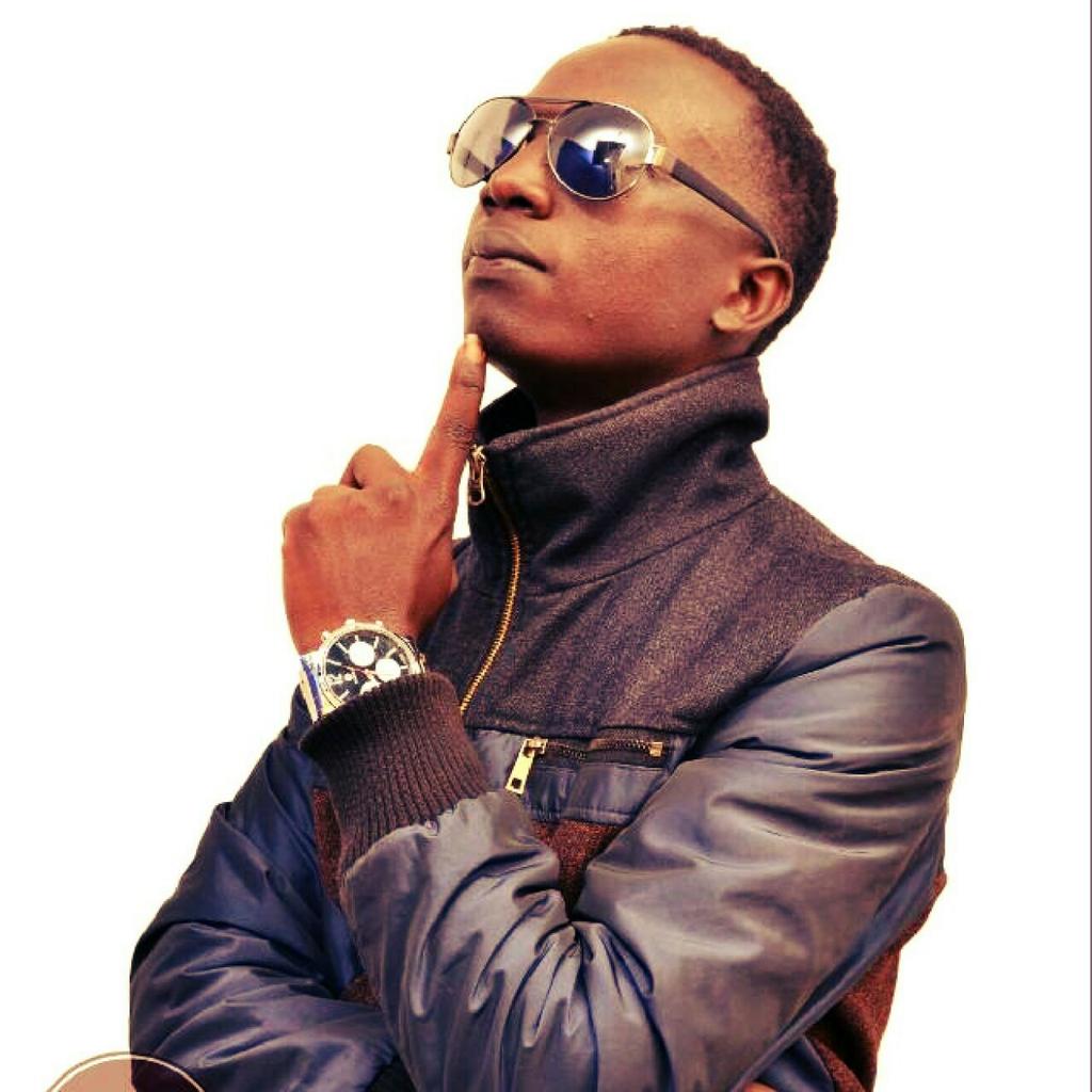 mjukuuwamfalme's tweet photo. #pambazukanaGhettoFm @jonahwats @KakaMusa254 kribisha msani @ghettofmke @periswamboo @ChrisOpiyo4 @selekta_ravers https://t.co/535fbZGpGT