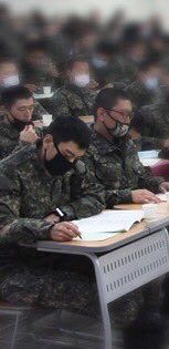 기동경찰교육훈련센터에서의 모습😊 열심히 교육 받고 있는 승현군👏👏👏 #이경최승현 #TOP