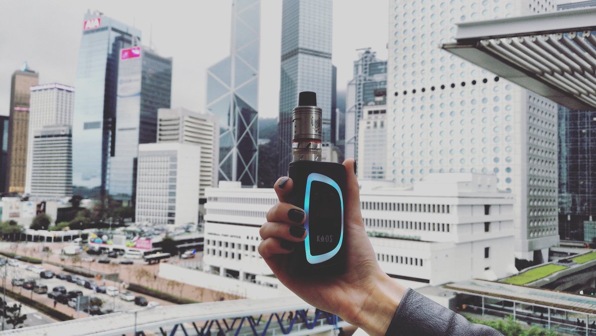 ISigelei's tweet photo. Light blue vibe 🌬 6 changeable LED colors option in one mod
KAOS Spectrum by #SIGELEI #meteor #liveinkaos #spectrum #vapegirls #vapeporn https://t.co/RVzTszYErN