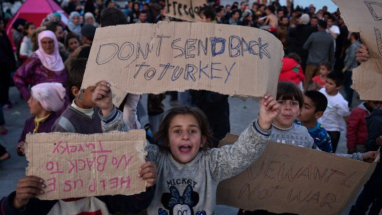 GerrySimpsonHRW's tweet image. As Turkey says it won't take back asylum seekers, time for EU to properly protect them bbc.in/2mAR9Fe @HRW bit.ly/2mskRvU