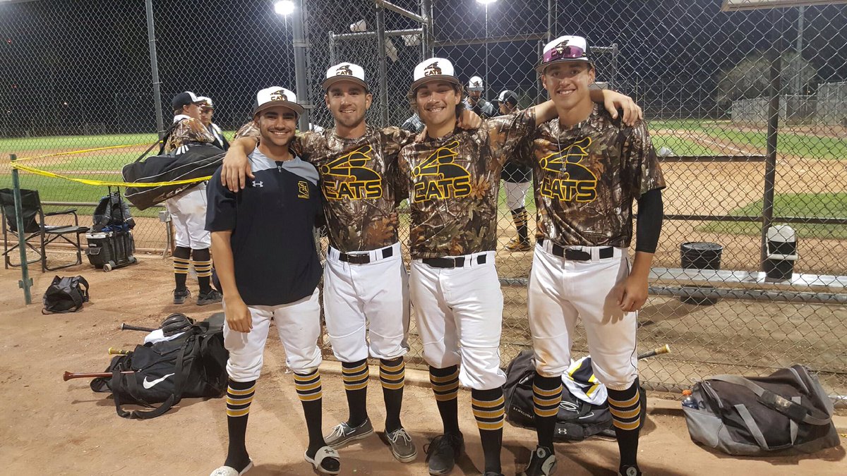 geoffthomas677's tweet photo. Big team win against #4 Cienega tonight! Semis tomorrow! ⚾️😈 https://t.co/AmfIKNo8fY