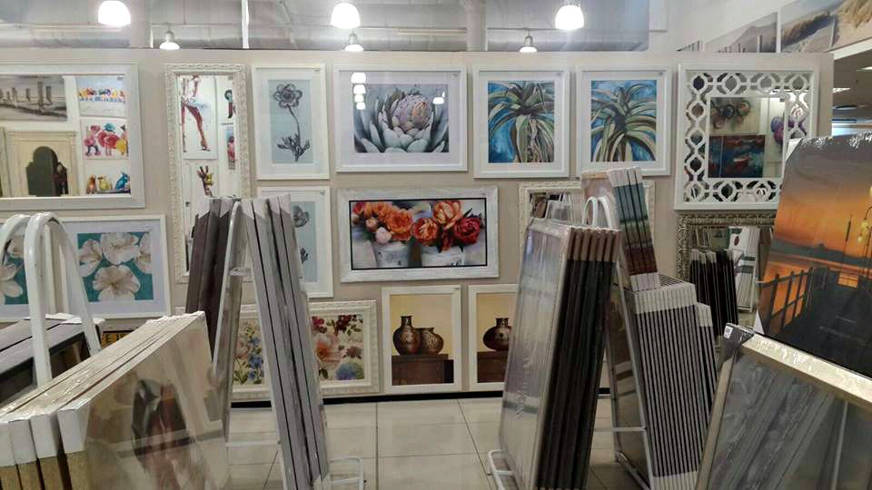 Inspired_ZA's tweet photo. Our showroom in Umhlanga is packed with plenty of art, prints, glass art and frames. Come and browse our extensive collection… #DecoEnvy https://t.co/CNmOGi9qdF