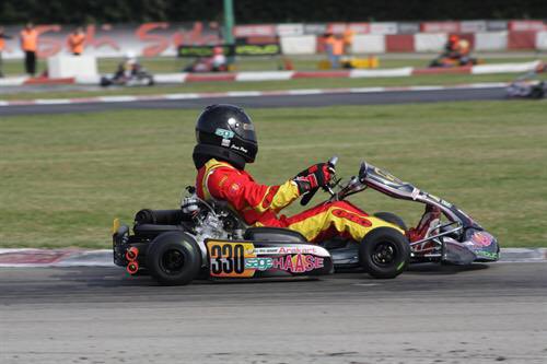 FCampeonesMotor's tweet photo. El equipo @TMMJuniorTeam arranca la temporada en @AragonMotorLand con las @rotaxkarting https://t.co/pahMYBmID9 #Karting #SeriesRotax https://t.co/YcDcZryF6h