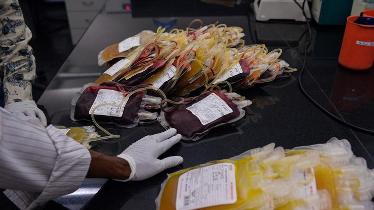 latimes's tweet photo. Having unprotected sex without telling partner about HIV-positive status would no longer be a felony under new bill https://t.co/VbjSOAIEeY https://t.co/5F3w1UK04m