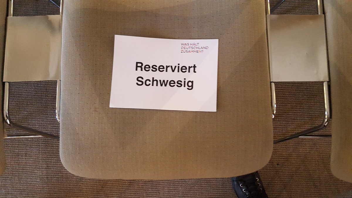 EBahinda's tweet photo. It was a pleasure to be with @ManuelaSchwesig at the Democratie Kongress~ Berlin, Emphasis on Youth participation in decision making..! https://t.co/QMT8Y9DVGG