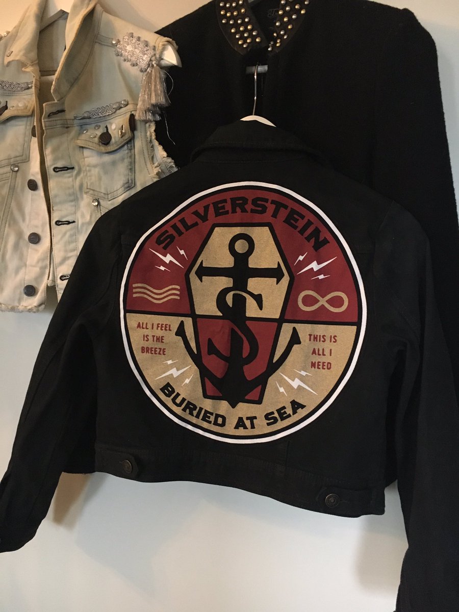 kamerasawme's tweet image. #jacketcollection got a new member! @silverstein 🤘🏻 gonna wear it tonight for @Sum41 gig w/ @faderica ✌🏻