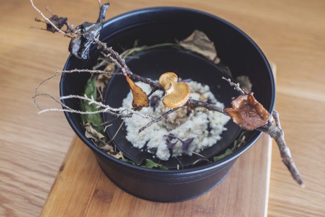 Una pizzería familiar dejó paso a todo un gastronómico creativo. <a href="/BrelRestaurante/">Restaurante Brel</a> es pura reinvención 🔄 bonviveur.es/restaurantes/b…