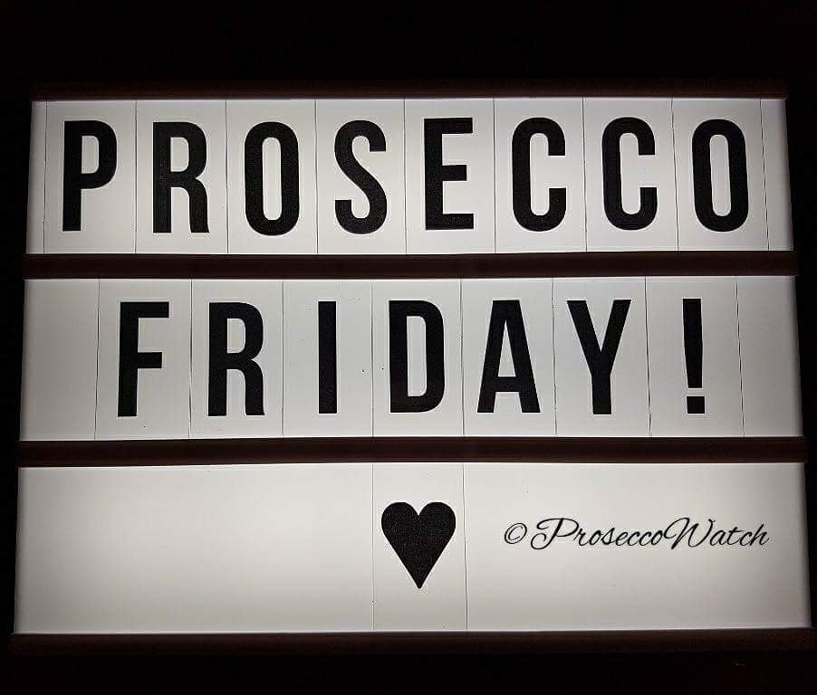 ProseccoWatch's tweet photo. #prosecco @DrinksBagCo @winewankers @FizzFollowers @GlassOfBubbly @kevinthewineman https://t.co/gNCzEwx6kG
