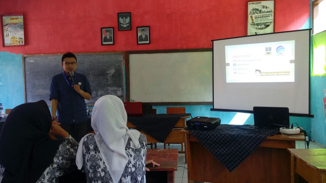 rtik_kbb's tweet photo. Hari ini roadshow literasi digital di laksanakan di SMA/K YPII cililin.. Cc @fajareridianto #relawantikindonesia #relawantik #infokbb https://t.co/ISZiOC41UV