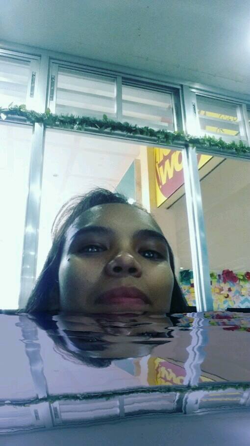 perezime20's tweet photo. Don’t take your friends for granted – appreciate what they do for you and take the time to thank them for this. 😇😇👄🤹‍♀️ https://t.co/6N7BuLj4Jj