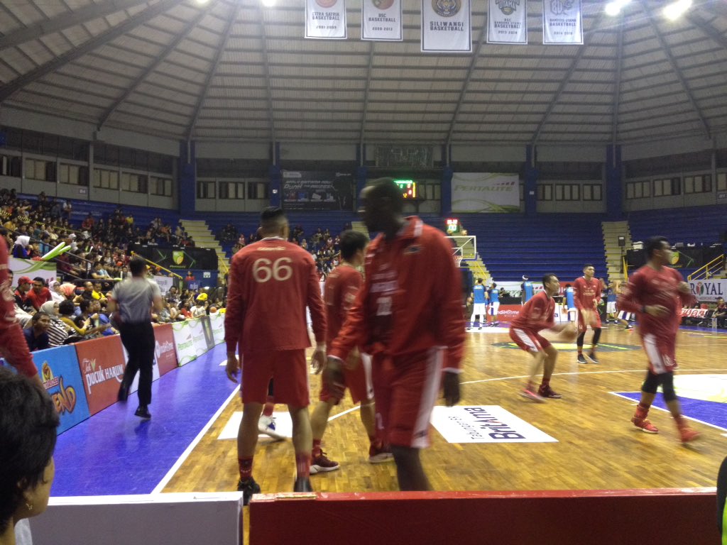 Warming up...lets get it on boys...