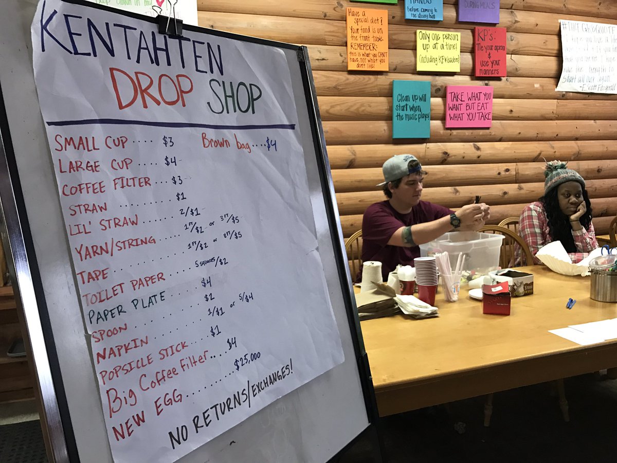 HelenHeines's tweet photo. STEM at camp! #eggdrop #cleck2017 https://t.co/ZImyJStJBF