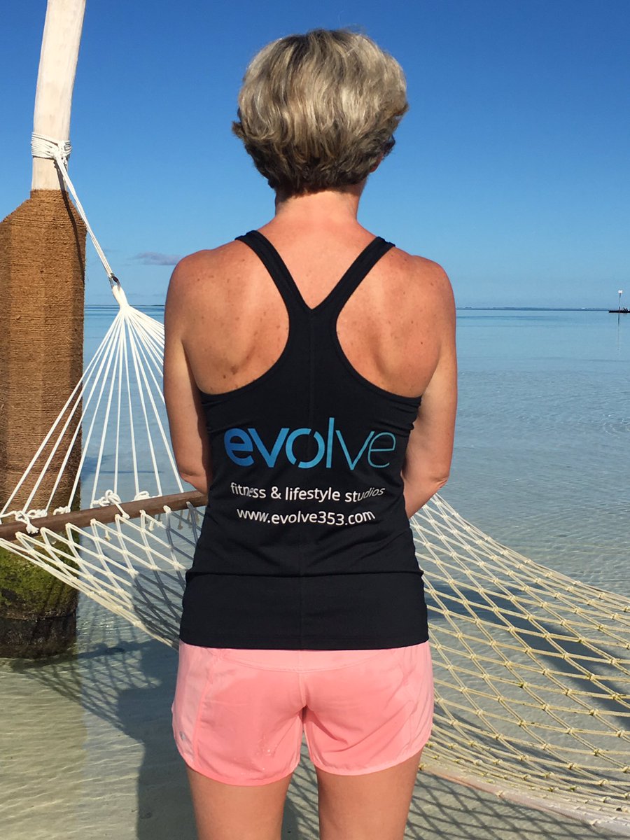 Richprop19's tweet image. Hammock or gym? @evolve353 #constancehotels #moofushi #maldives