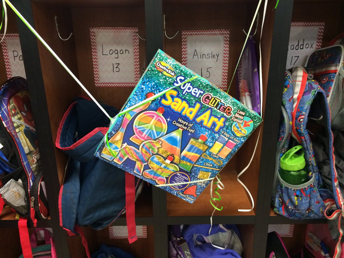 SheridanSES's tweet photo. That crazy Leprechaun took all our traps, but at least he left us some treats! #marsh19 #seslearners https://t.co/qQ79bLPWKi