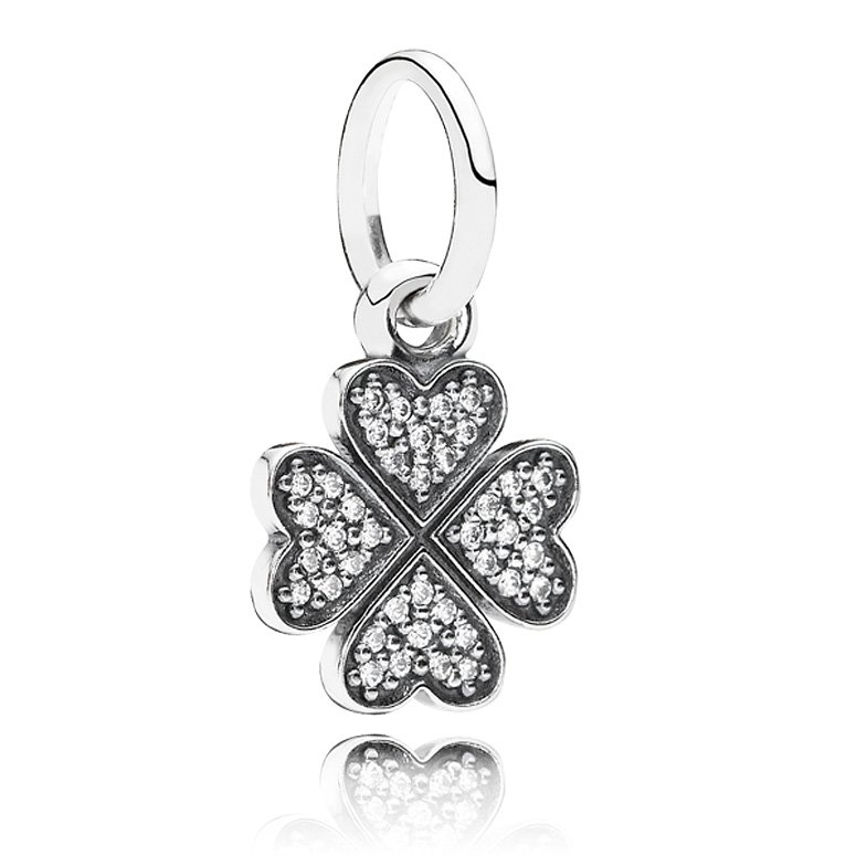 beadazzle1's tweet photo. Happy #StPatricksDay!
Shop 4 Leaf Clover themed PANDORA Charms and Clips here: https://t.co/qiLsl9KCgh https://t.co/cMAJHkTlS1