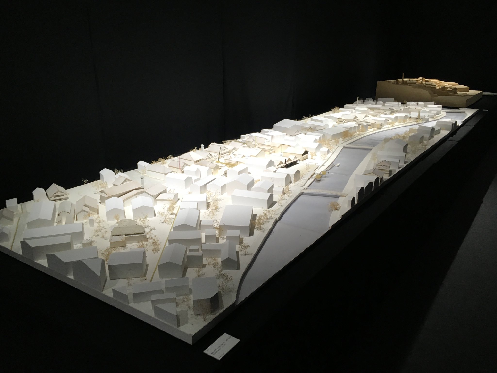 Takuro Yamamoto Twitterissa 本日開始 入江先生の模型展 入江正之の視座 一人の建築家 が人生を賭けた作品の数々はアイディアの宝庫 僕とはスタイルが全く違うのでちょっとくらいパクってもバレないのではないかという誘惑に駆られて Takuro Yamamoto Twitterissa 本日開始 入江先生の模型展 入江正之の視座 一人の建築家 が人生を賭けた作品の数々はアイディアの宝庫 僕とはスタイルが全く違うのでちょっとくらいパクってもバレないのではないかという誘惑に駆られて