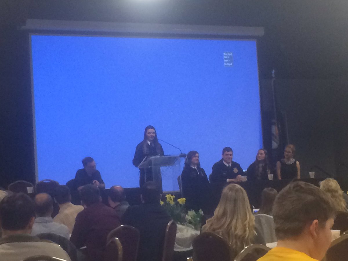 WarrenCoSchools's tweet photo. Student FFA leaders from @swffaky  @wehsffa @FfaGreenwood and @WCHS_Dragons represent WCPS at the Ag Awareness Breakfast!  #wcpsleads https://t.co/oft0Fc7wz0