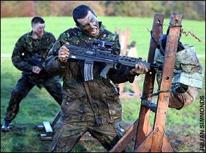 フォースの英国面 Taylor Tech イギリス軍の銃剣格闘訓練の様子 フォースの英国面 Taylor Tech イギリス軍の銃剣格闘訓練の様子