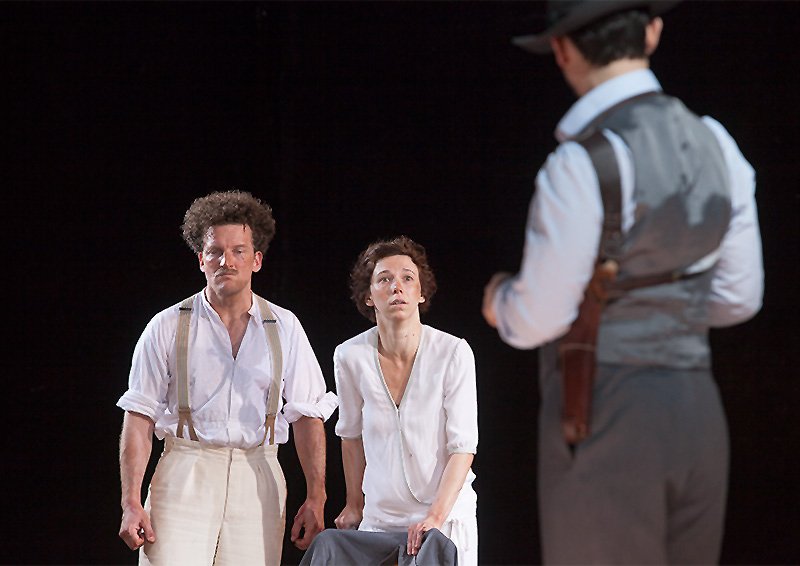 theaterphoto_es's tweet photo. #Galápagos #FelixMitterer #StephanieMohr #EvaMayer #RaphaelvonBargen #Uraufführung @JosefTheater https://t.co/ItfFAyC1Bi https://t.co/XRRQ3BnM5E
