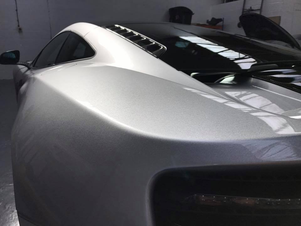 We were working on a <a href="/McLarenAuto/">McLaren Automotive</a> #MP412C this morning, protected with coats of Zaino Z-2, Z-5 and Z-8.

#Zaino #Detailing