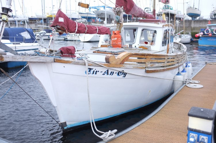 Spey class ketch built by Jones of Buckie in 1966. Priced at £35,000 caleyboats.co.uk/single-keel/68…