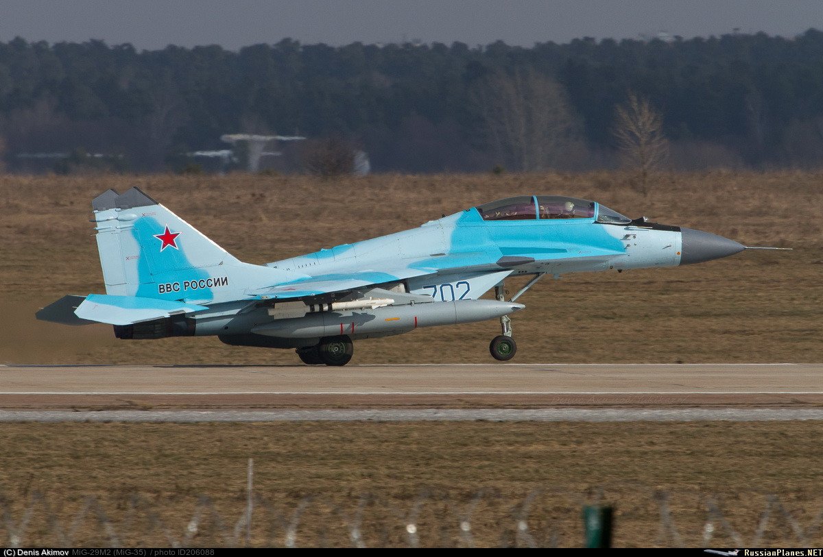 C7H7ZWYWwAEPzTC.jpg:large