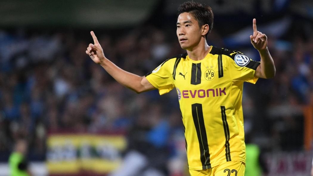Happy 28th birthday to Borussia Dortmund attacking midfielder Shinji Kagawa!  