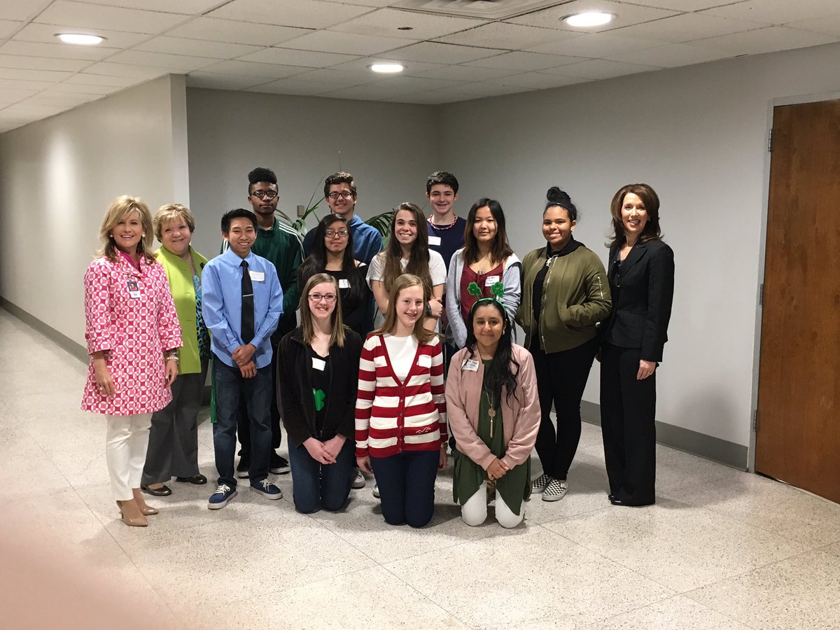 McswainCrystal's tweet photo. Enjoying the morning at Spartanburg Early College with our D1 students for National History Day https://t.co/0bVjynyiNE