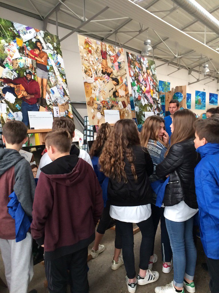 CDJGERS's tweet photo. Exposition "7days of garbage" de @GreggSegal #GaspillageAlimentaire https://t.co/3iLyVujfCD