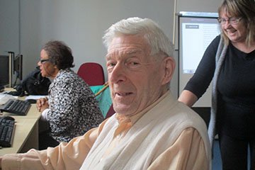 connecthackney's tweet image. @CityHackneyCare are offering free drop in computer sessions to people 50+. Learn computers, tablets, emails &amp;amp; more: bit.ly/2m93lAW