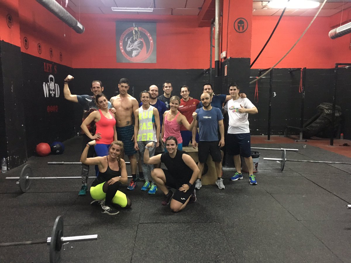 Spartanbox2015's tweet photo. #siemprefuerte #spartanbox https://t.co/pYdTiwLbm4