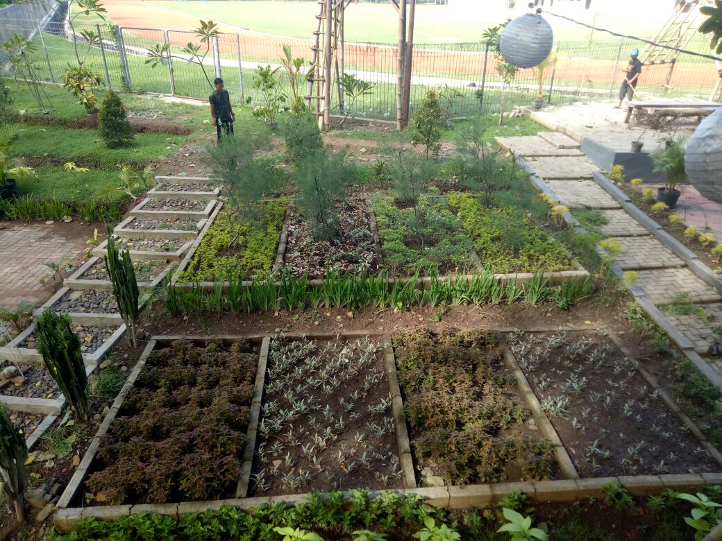 bwangiberkebun's tweet photo. Ekologi, Edukasi, Ekonomi adalah Epark sebagai sarana pemanfaatan ruang perkotaan @banyuwangi_kab @dpubmcktr_bwi @IDberkebun @a_azwarnas https://t.co/1jGZmFcZ4i