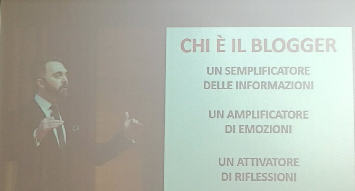 giulichina's tweet photo. Chi è il #blogger?
-semplificatore
-amplificatore
-attivatore
...di #riflessioni 
#ComunicazioneWeb 
@denobilif @compassunibo https://t.co/fCVM4RetSN