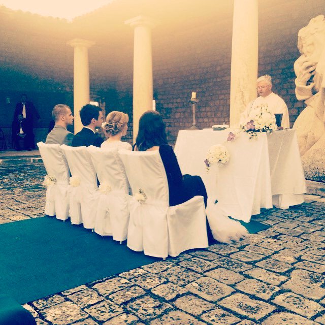 Rustic style wedding, marvelous! 
destination-croatia.eu
#wedding #destinationcroatia #rusticwedding #rustic #bride