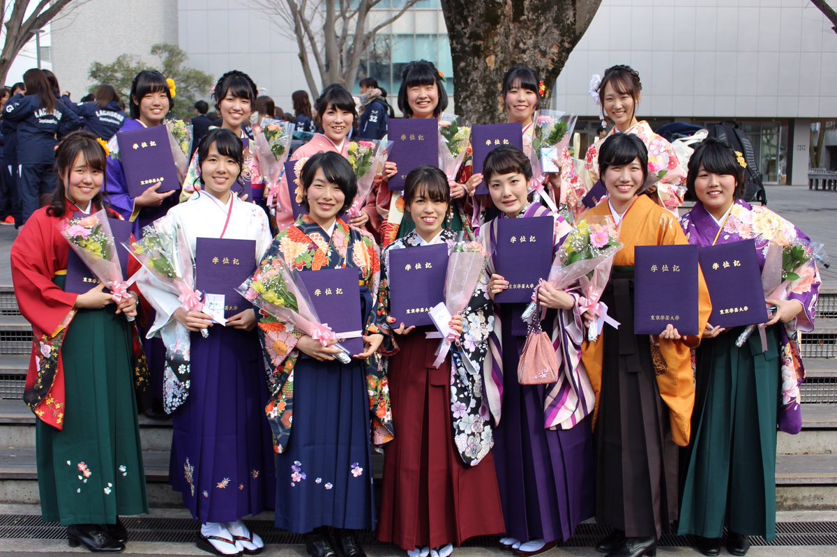 東京学芸大学女子ラクロス部 今日は東京学芸大学平成28年度卒業式でした 卒業される4年生の袴姿はとても綺麗で 先輩方との様々な思い出が思い出されました 私たちに優しく厳しく 沢山のことを学ばせて下さった先輩方には感謝でいっぱいです 本当に 東京学芸大学女子ラクロス部 今日は東京学芸大学平成28年度卒業式でした 卒業される4年生の袴姿はとても綺麗で 先輩方との様々な思い出が思い出されました 私たちに優しく厳しく 沢山のことを学ばせて下さった先輩方には感謝でいっぱいです 本当に