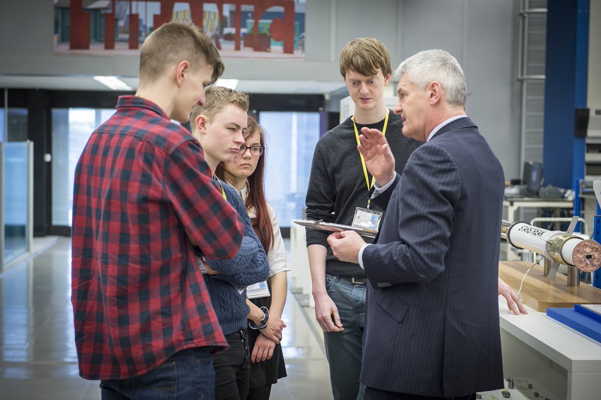 ThalesUK's tweet image. Fantastic to welcome the UK #ProjectArduino winners on site last week. A brilliant project & great day! Well done team! @QueensUBelfast