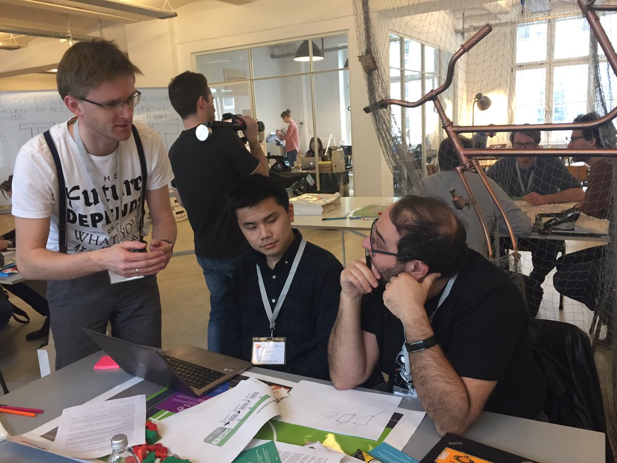 IoT_EPI's tweet photo. Impressions from the @IoT_EPI challenge @AhoyBerlin. #hackathon #iot #InternetOfThings https://t.co/9NdfGbUthv