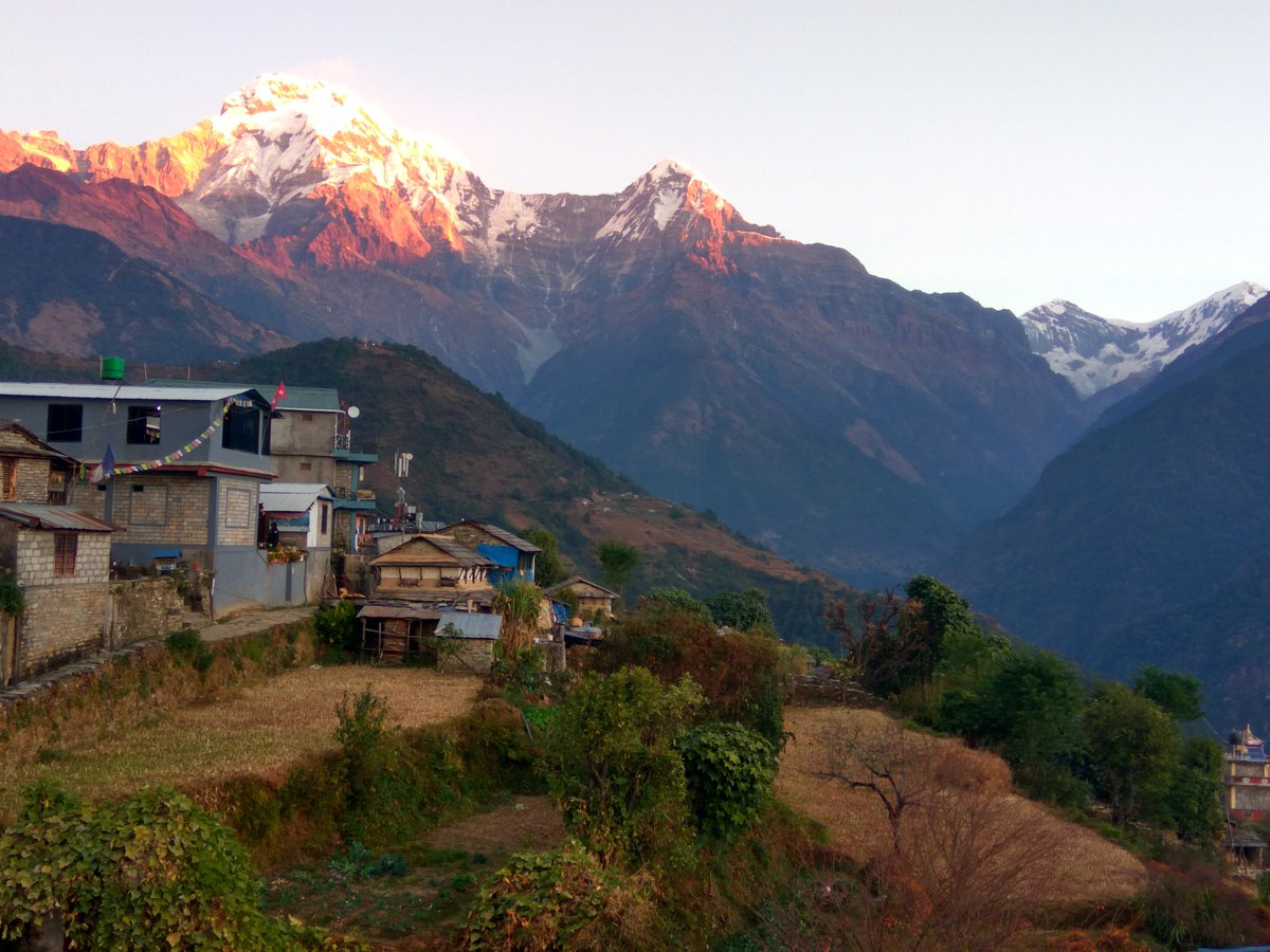 ImDJ_Diwesh11's tweet photo. @nepalmeme pics of Ghandruk from my camera 😍😍 https://t.co/FJz0YVjHlI