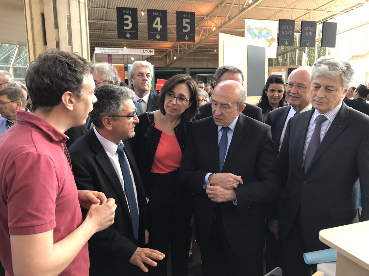 ChMissirian's tweet image. Inauguration #foiredelyon @EDF_Entreprises présent sur l'espace InnovaLyon avec des start-up et notamment #lancey le radiateur intelligent 💡