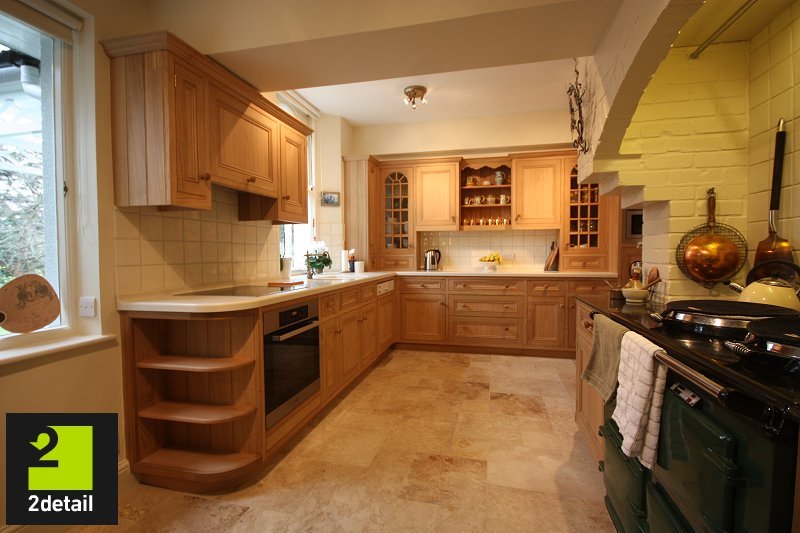 2detail's tweet image. #30projectsin30days Highbury House. Hand built using English Oak. Worktops are Corian. ow.ly/ACXZ309IZvX #bespokekitchens