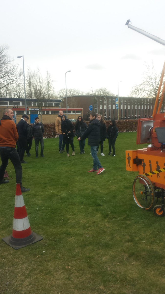 wiredrotterdam's tweet photo. WIRED Festival op @csmmathenesse is begonnen! Leerlingen maken eigen animatiefilm met de Meganimator #wiredrotterdam https://t.co/roZPjpcnnn