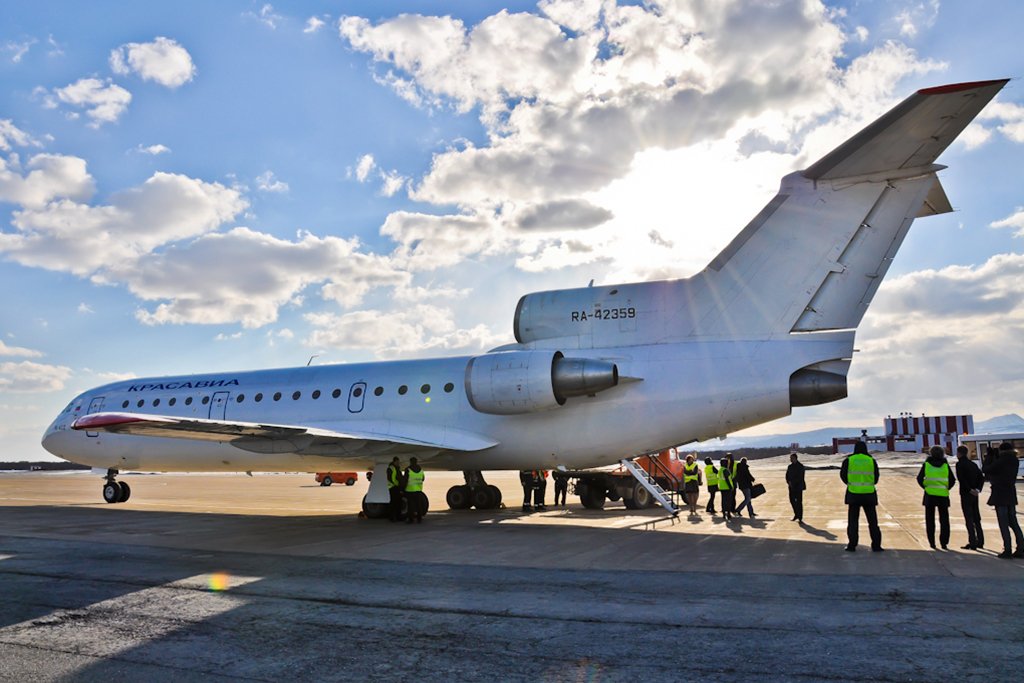 казань сочи самолет аэропорт. самолет перелет сочи. самолет перелет сочи. сочи s7 airlines. сочи вид из иллюминатора самолета.