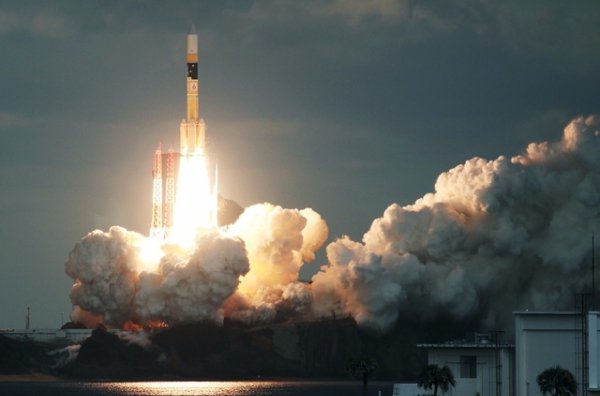 _k1fo_'s tweet photo. #Tokyo lance un #satellite espion contre #Pyongyang https://t.co/EOCcLC1AnA https://t.co/r7XuvjlXuk