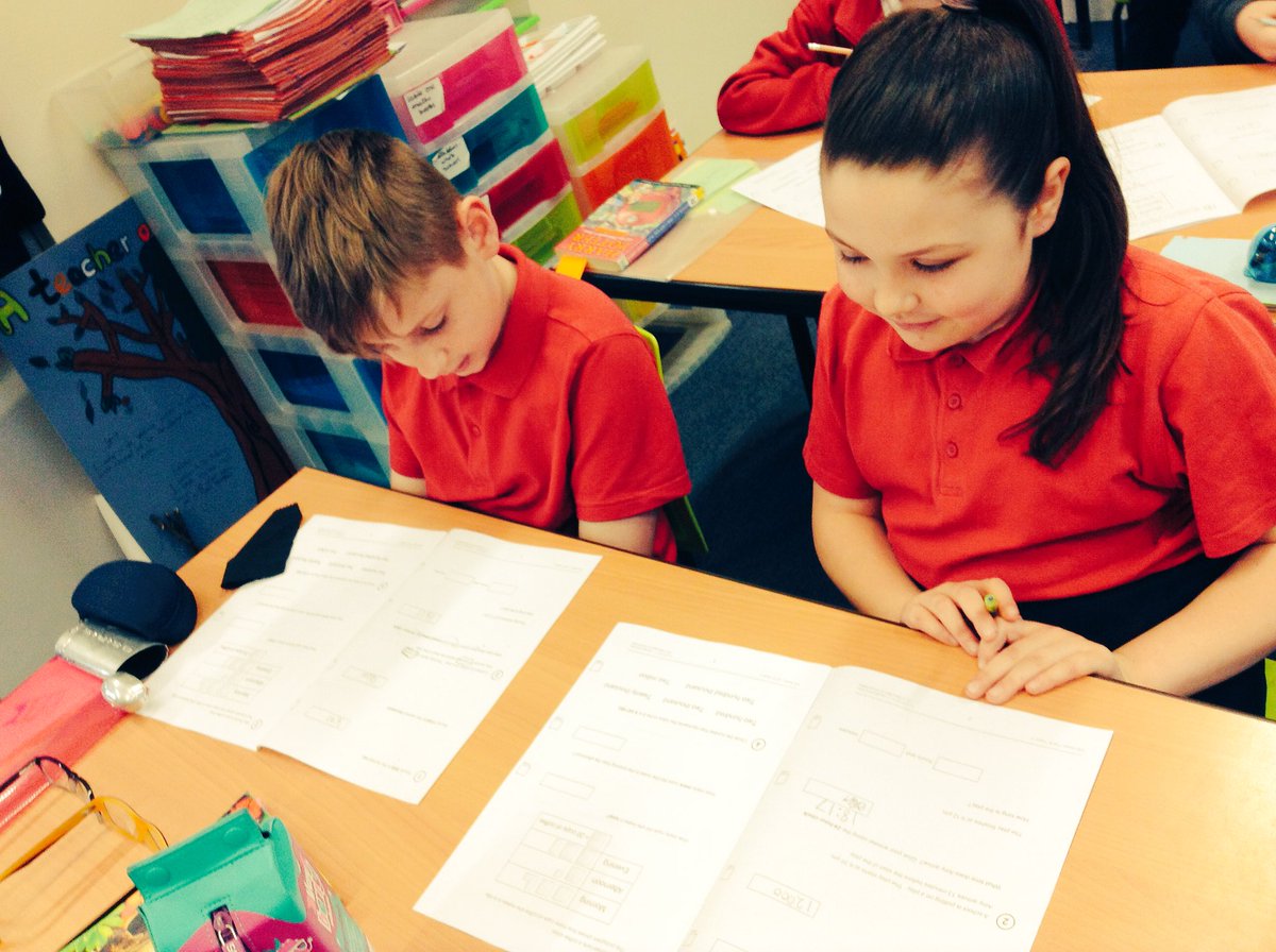 redhillfield's tweet image. Impressive collaborative working in Year 6 today.
#aproblemshared