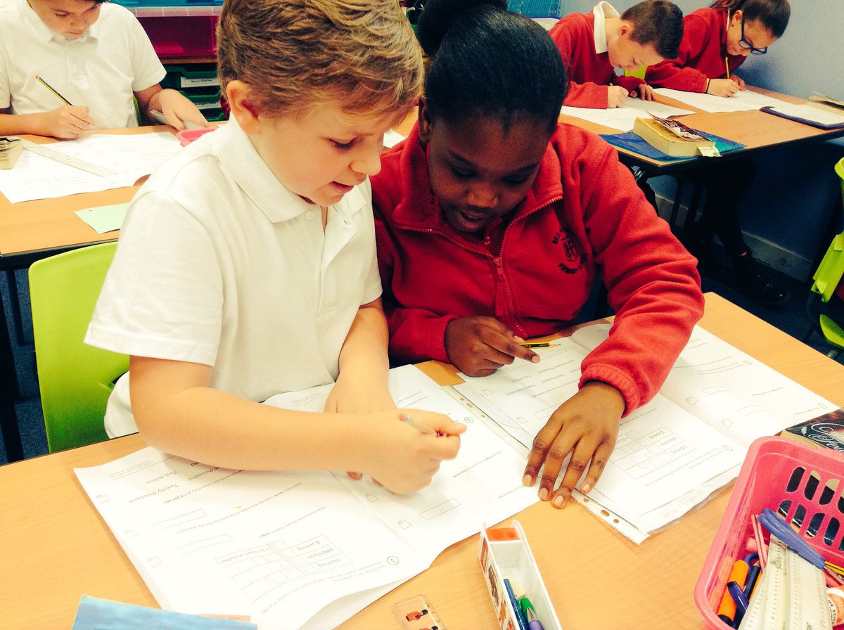 redhillfield's tweet image. Impressive collaborative working in Year 6 today.
#aproblemshared