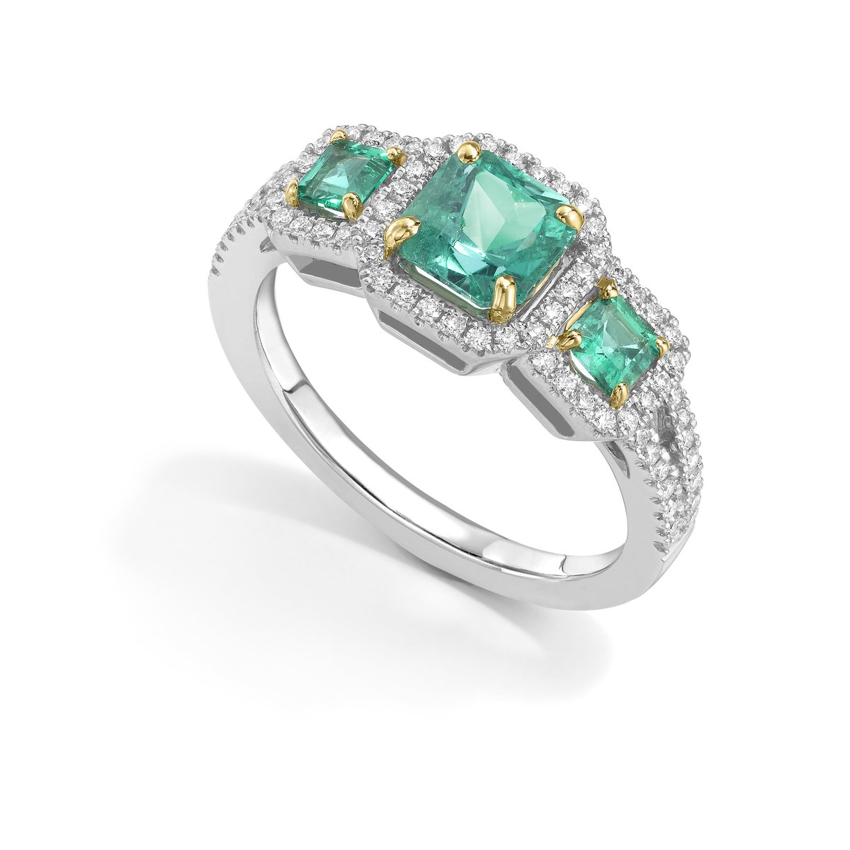 TheDiamondTrust's tweet photo. What better day to showcase some of our stunning #Emerald pieces.  Happy #StPatricksDay #HandmadeJewellery #colouredgemstones https://t.co/auv7MY8Wip