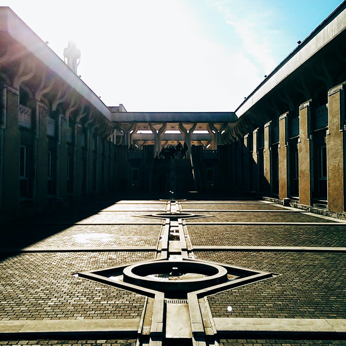 backpackingMY's tweet photo. Masjid ni jauh juga dari central town. Sy xsure public transport apa nk dtg sini tp klu jalan kaki ada la sejam kot #bpItaly https://t.co/ytMm2GX2Up