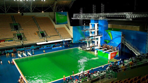 Total_Pools's tweet image. The most famous pool in the world very appropriate for St Patrick's Day #StPatricksDay #GoingGreen
